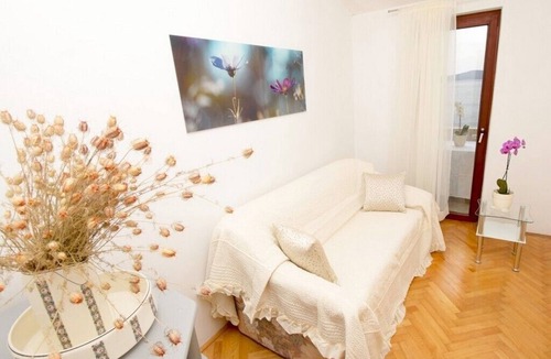 Pisak Apartment | Apartments Alexadrina, (14925), Pisak, Croatia