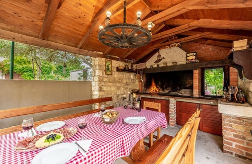 Nin Apartment | Apartments Božo, (14098), Nin, hr
