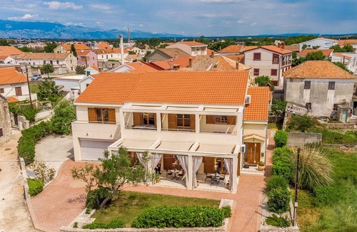 Nin Apartment | Apartments Božo, (14100), Nin, hr