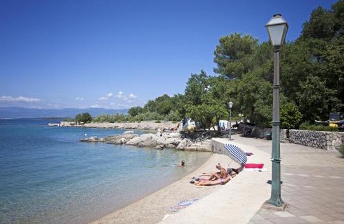 Vantacici Apartment | Apartments by the sea Vantacici, Krk - 21690