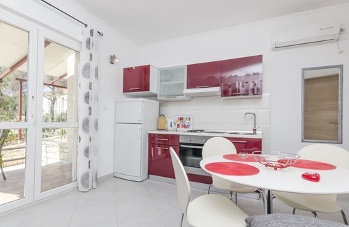 Cove Osibova (Milna) Apartment | Apartments Franćeska (42981-A3) - Milna - island Brac
