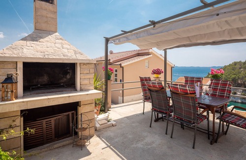 Cove Osibova (Milna) Apartment | Apartments Franćeska (42981-A3) - Milna - island Brac