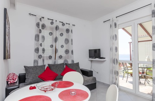 Cove Osibova (Milna) Apartment | Apartments Franćeska (42981-A3) - Milna - island Brac