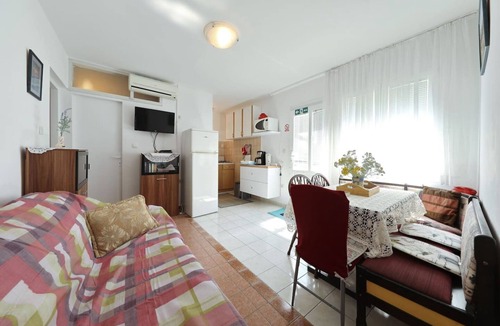 Susica Apartment | Apartments Djurdja by the sea (10937-A1) - Murter - island Murter