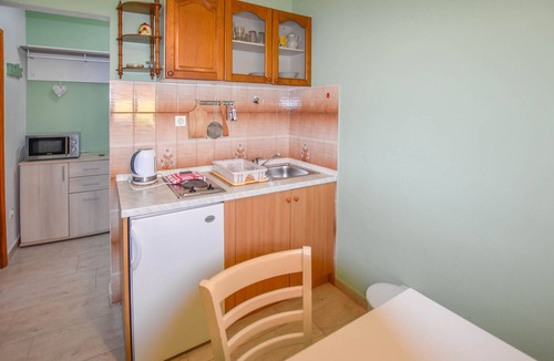 Pakostane Apartment | Apartments Jacqueline (81301-A1) - Pakostane