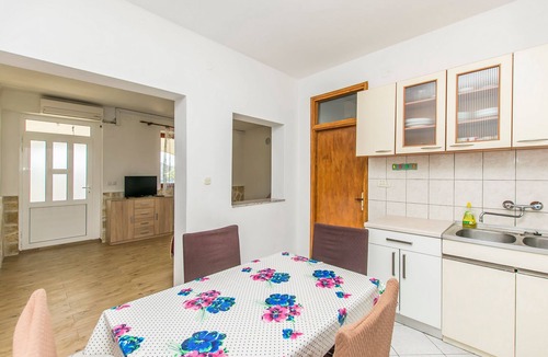 Grebastica Apartment | Apartments Kata (14401-A1) - Grebastica