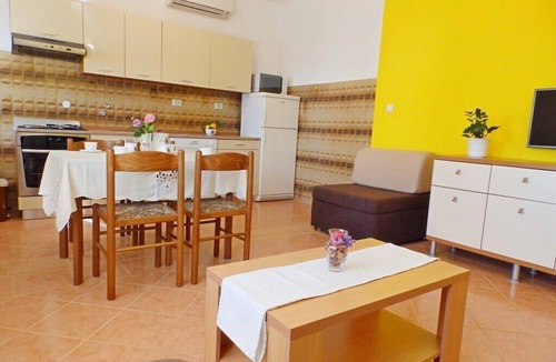 Kampor Apartment | Apartments Ljubica, (12913), Kampor, hr