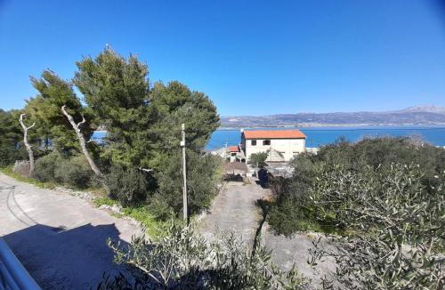 Arbanija House | Apartments Lucija 2 min walk to the beach