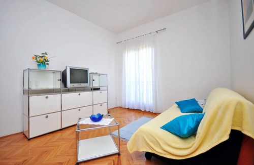 Pag Apartment | Apartments Luna