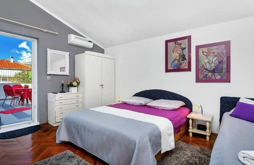 Vrpolje Apartment | Apartments Maja (124331-A2) - Makarska