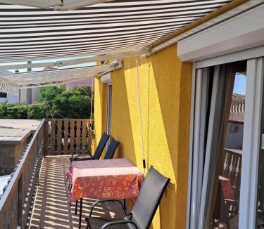 Karlobag Apartment | Apartments Mara Bela