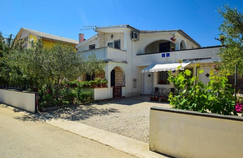 Vir House | Apartments Mira 1296