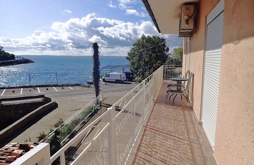 Starigrad Apartment | Apartments Nil - with seeview (77746-A1) - Tribanj - Obicaj