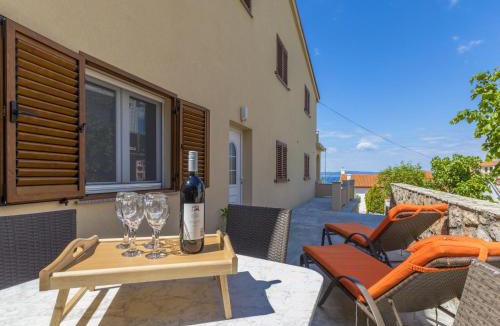 Klenovica Apartment | Apartments Ninac
