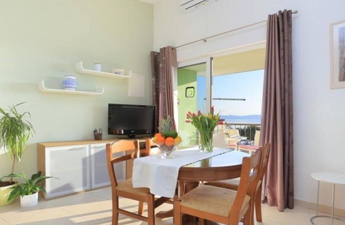 Podgora Apartment | Apartments Roščić - Classic Two Bedroom Apartment with Balcony and Sea View