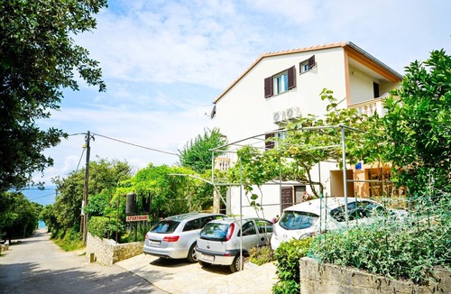 Kozino Apartment | Apartments Snježana, (1713), Kožino, hr
