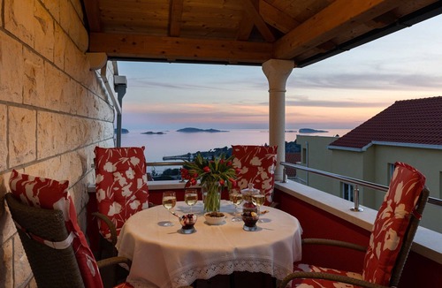 Zupa dubrovacka Apartment | Apartments Subrenum - Comfort Two Bedroom Apartment with Terrace and Sea View (A2)