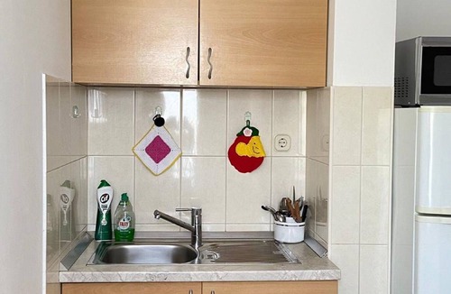 Blace Apartment | Apartments Tiho & Jelena- Studio Apartment with Balcony and Sea View (Fureal)
