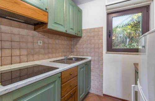 Njivice Apartment | Apartments Villa Mirna
