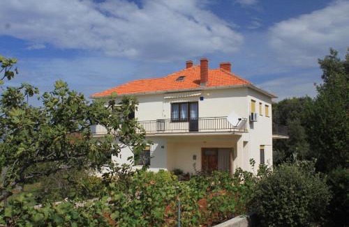 Batalaza Apartment | Apartments with parking space Ugljan - 8493