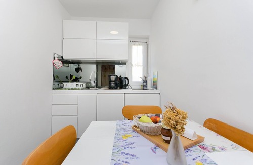 Banjol Apartment | Apartments Zoran (84611-A2) - Banjol - island Rab