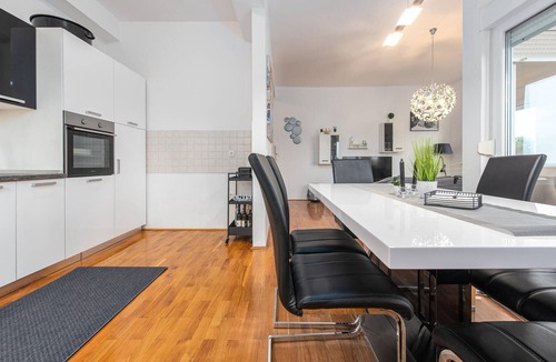 Privlaka Apartment | Awesome apartment in Privlaka with WiFi