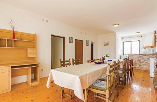 Stinjan Apartment | Awesome apartment in Stinjan