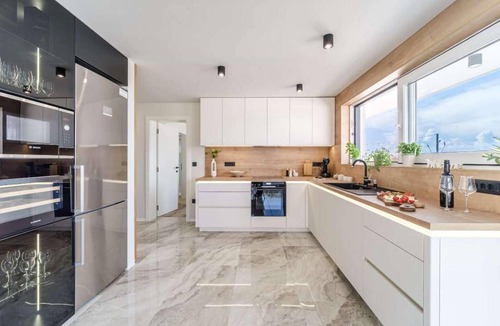 Supetar House | Awesome home in Splitska- Supetar