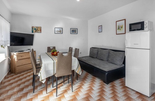 Grizane House | Awesome home in Grizane