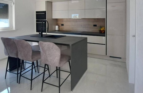 Pirovac House | Awesome home in Pirovac with private swimming pool, can be inside or outside