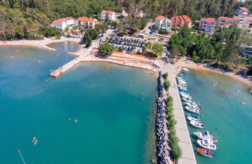 Soline House | Beachfront flat in Soline with sea view