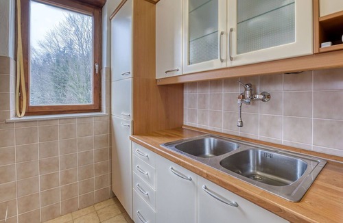 Brod Moravice Apartment | Beautiful apartment for 4 people with WIFI, hot tub, TV and balcony