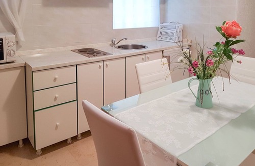 Peroj Apartment | Beautiful apartment for 4 guests with WIFI, A/C, TV, terrace and pets allowed