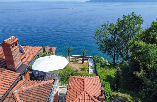 Medveja Apartment | Beautiful apartment for 6 guests with A/C, WIFI, TV and patio