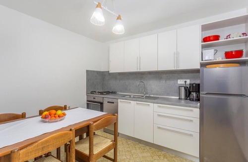 Omisalj Apartment | Beautiful apartment in Omisalj with WiFi