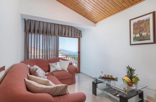 Ravni Apartment | Beautiful apartment in Labin with house sea view