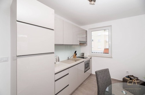 Zidarici Apartment | Beautiful Dana Apartment* with a terrace on Krk