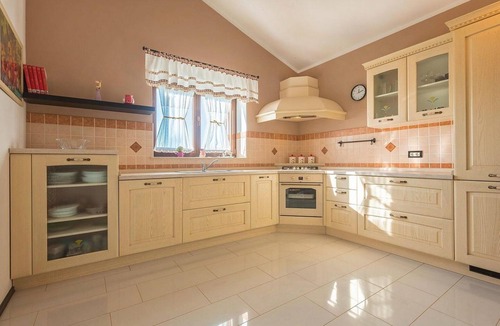 Mugeba House | Beautiful home in Porec