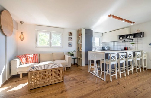 Brisevo House | Beautiful home in Zerava