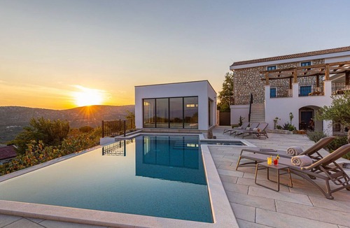 Bribir Villa | Beautiful private villa for 10 guests with A/C, WIFI, private pool, TV and terrace