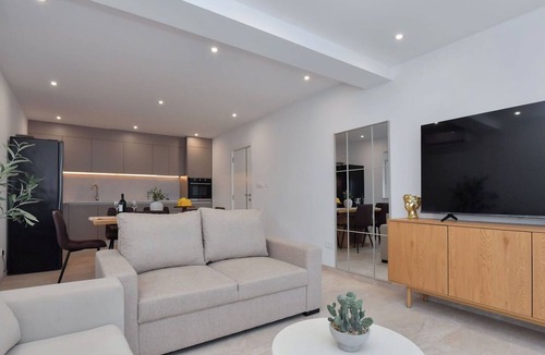 Donji Prolozac House | Beautiful private villa for 8 people with internet, A/C, private pool, TV and terrace