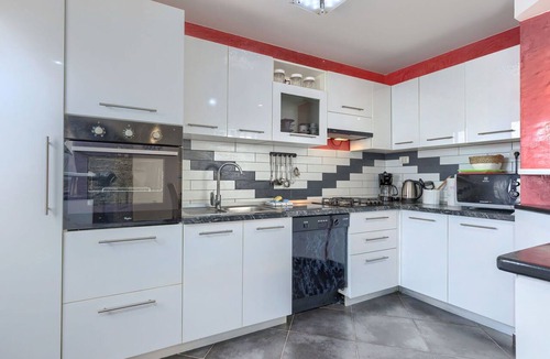 Jadreski House | Beautiful private villa for 7 people with WIFI, A/C, private pool, TV, terrace and panoramic view