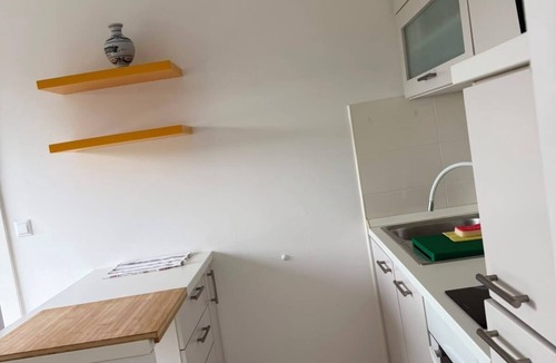 Kampor House | Beautiful, spacious apartment with sea views and a large terrace.