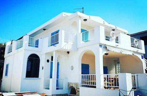 Krusevo Apartment | Bell Rock