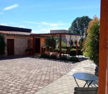 Kastelir House | Casa Mirelia - Holiday home for two with garden and whirlpool