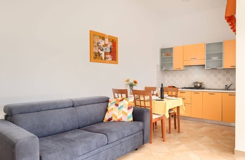 Galizana Apartment | Charming flat with baby cot, private balcony, barbecue, WiFi