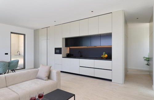 Kraj Villa | Cloud 9 D7