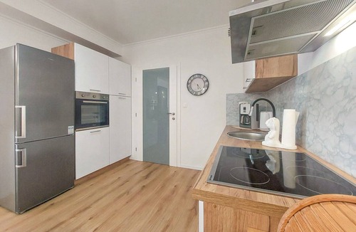 Viskovo Apartment | Cosy apartment for 2 people with pool, WIFI, A/C, TV and terrace