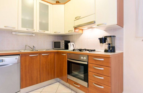 Mosenice Apartment | Cosy apartment for 4 people with A/C, WIFI, TV and patio