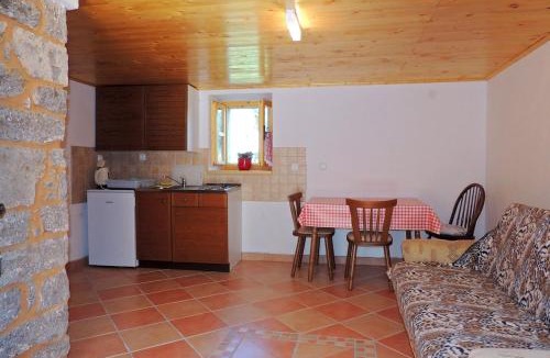 Linardici Apartment | Countryside apartment MILA for two